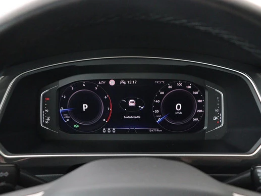 Volkswagen Tiguan - Afbeelding 17 van 30