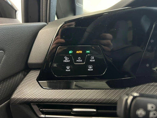 Volkswagen Golf - Afbeelding 10 van 29