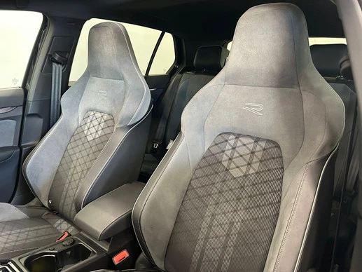 Volkswagen Golf - Afbeelding 21 van 29