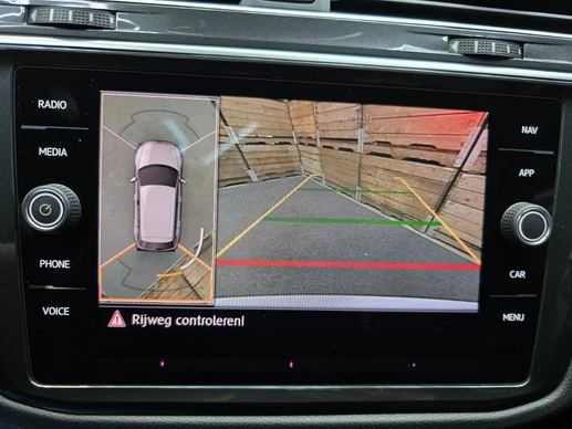 Volkswagen Tiguan - Afbeelding 17 van 24