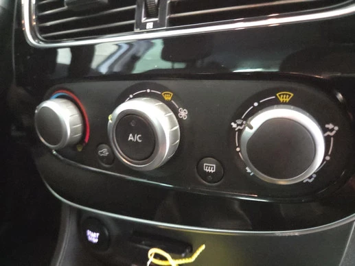 Renault Clio - Afbeelding 12 van 26