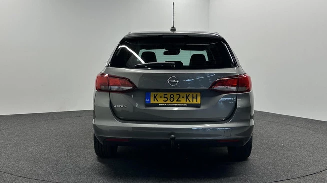 Opel Astra - Afbeelding 13 van 30