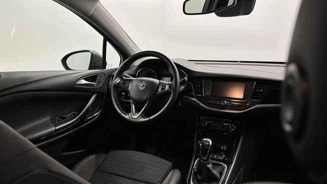 Opel Astra - Afbeelding 21 van 30