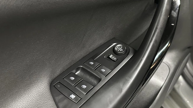 Opel Astra - Afbeelding 27 van 30