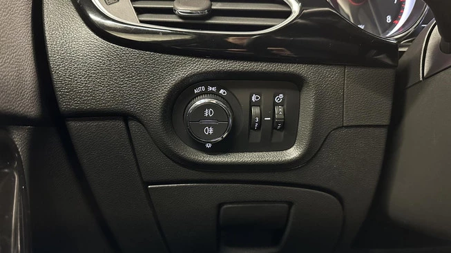 Opel Astra - Afbeelding 29 van 30