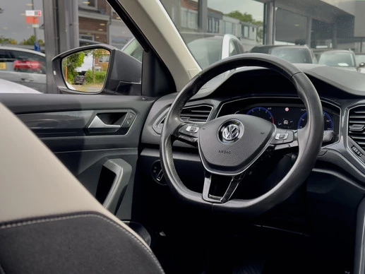 Volkswagen T-Roc - Afbeelding 26 van 30
