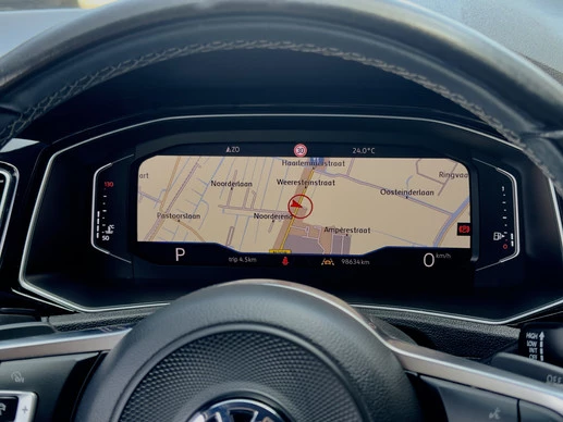 Volkswagen T-Roc - Afbeelding 10 van 29