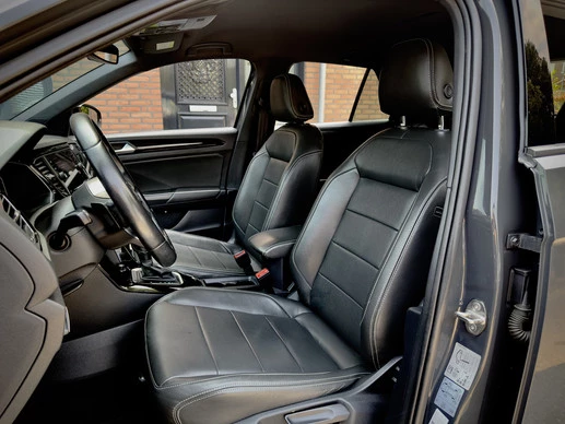 Volkswagen T-Roc - Afbeelding 14 van 29