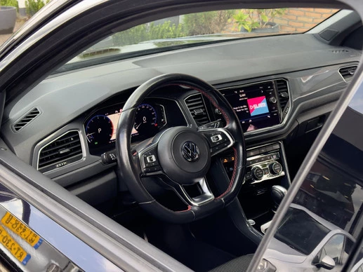 Volkswagen T-Roc - Afbeelding 23 van 30