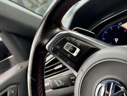 Volkswagen T-Roc - Afbeelding 28 van 30