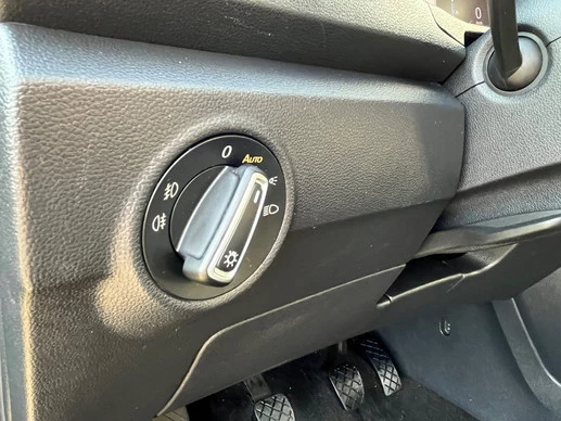 Volkswagen T-Roc - Afbeelding 18 van 30