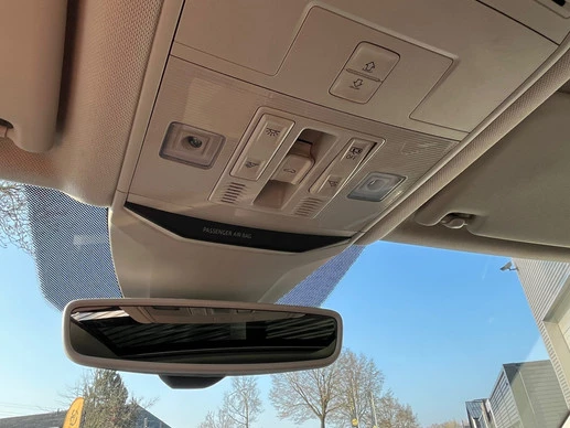 Volkswagen T-Roc - Afbeelding 23 van 30