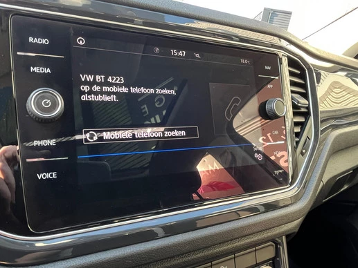 Volkswagen T-Roc - Afbeelding 26 van 30