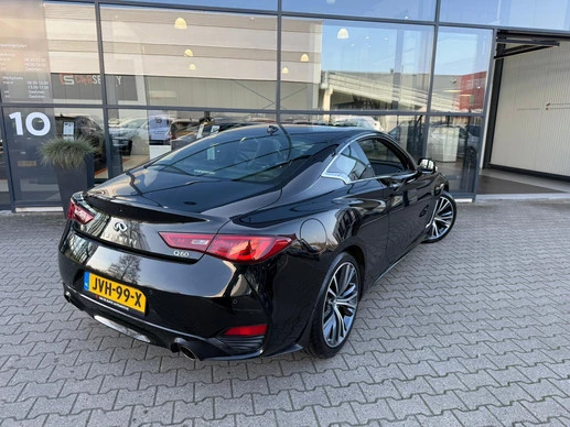 Infiniti Q - Afbeelding 2 van 30