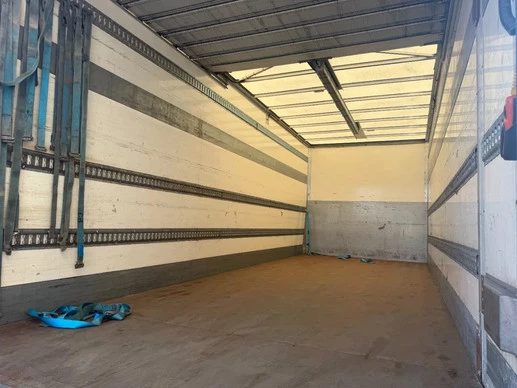 Volvo FL 250 - Afbeelding 15 van 16