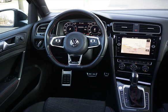 Volkswagen Golf - Afbeelding 13 van 30