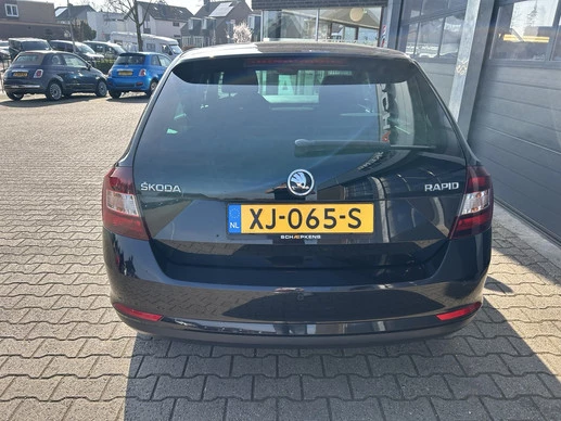 Škoda Rapid - Afbeelding 12 van 30