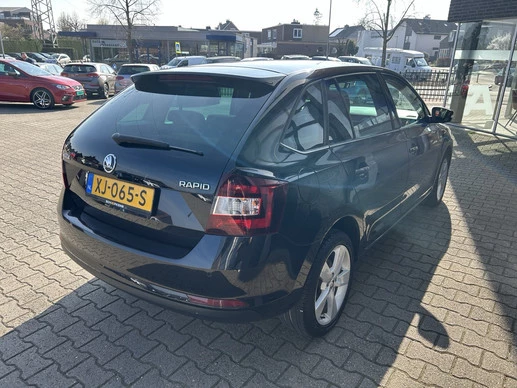 Škoda Rapid - Afbeelding 13 van 30