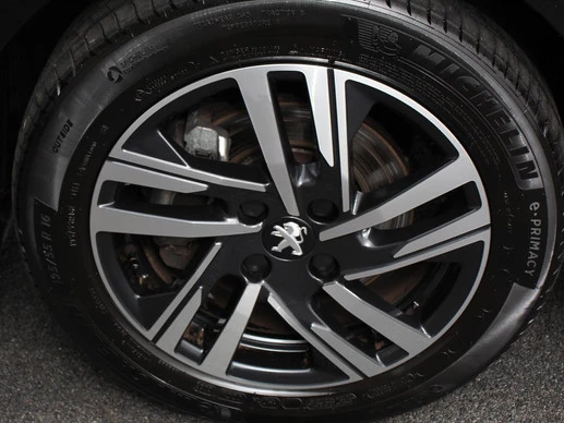 Peugeot 208 - Afbeelding 4 van 30