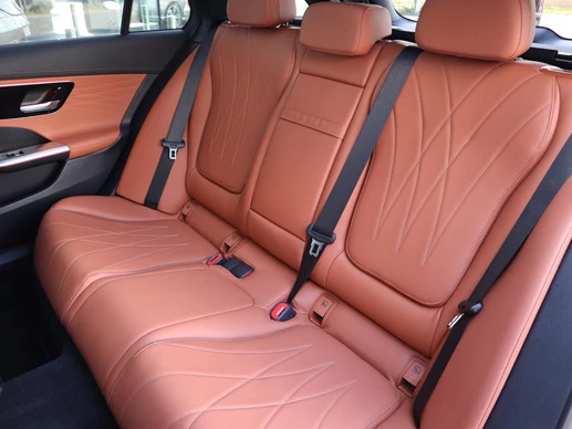 Mercedes-Benz C-Klasse - Afbeelding 14 van 29