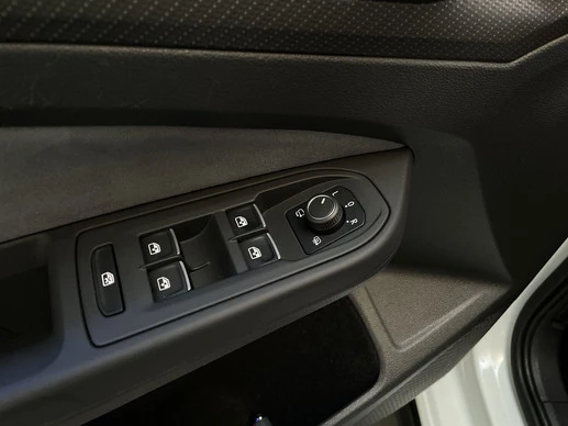 Volkswagen Golf - Afbeelding 19 van 27