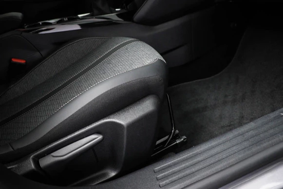 Peugeot 2008 - Afbeelding 10 van 30