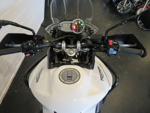 Triumph Tiger - Afbeelding 10 van 14
