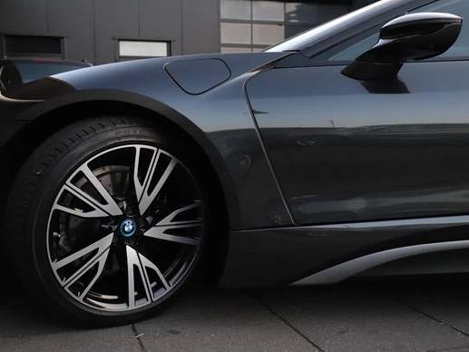 BMW i8 - Afbeelding 14 van 29