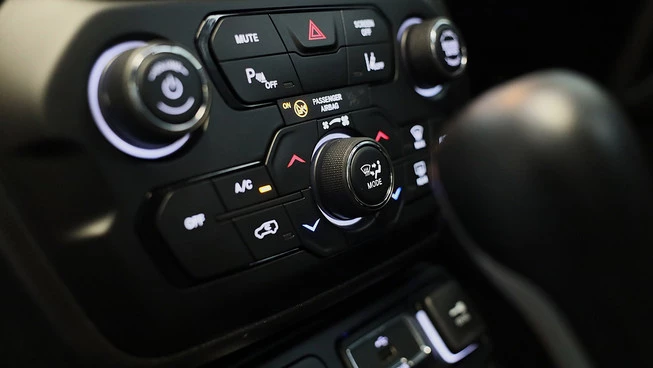 Jeep Renegade - Afbeelding 23 van 30