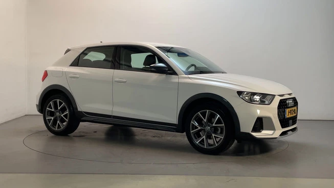 Audi A1 - Afbeelding 1 van 23