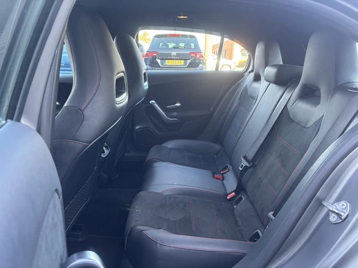 Mercedes-Benz A-Klasse - Afbeelding 25 van 29