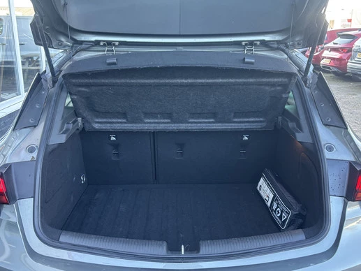 Opel Astra - Afbeelding 8 van 29