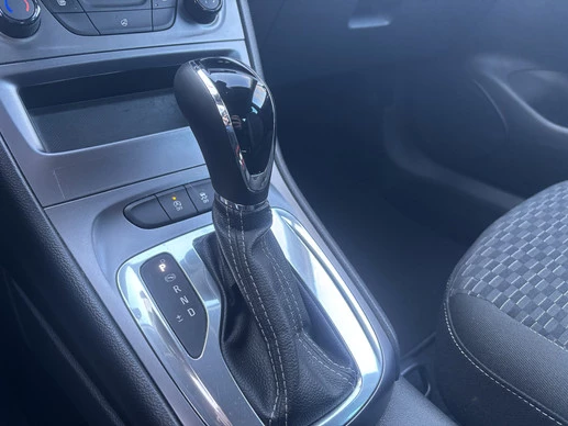 Opel Astra - Afbeelding 10 van 29