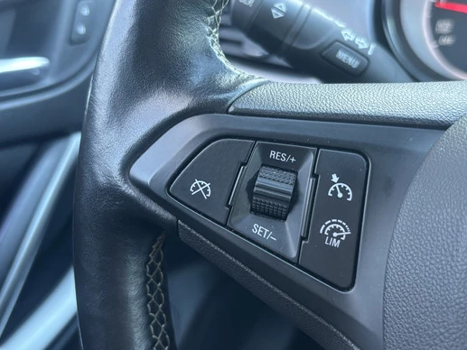 Opel Astra - Afbeelding 12 van 29