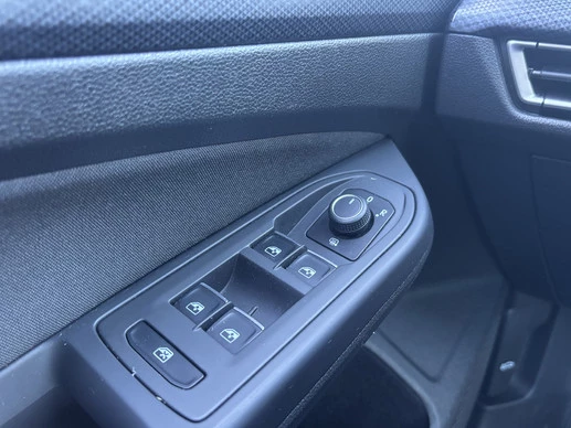 Volkswagen Golf - Afbeelding 19 van 30