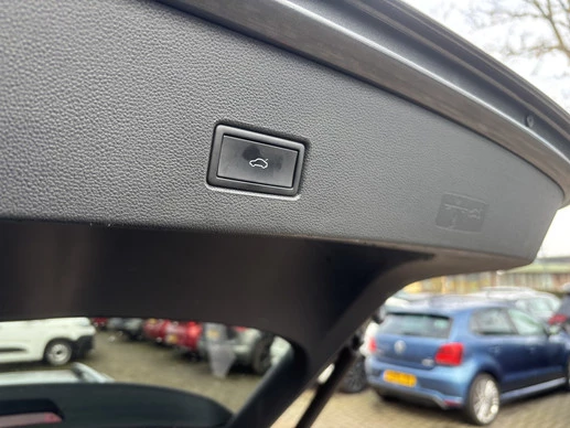 Volkswagen T-Roc - Afbeelding 13 van 30