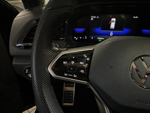 Volkswagen T-Roc - Afbeelding 18 van 30