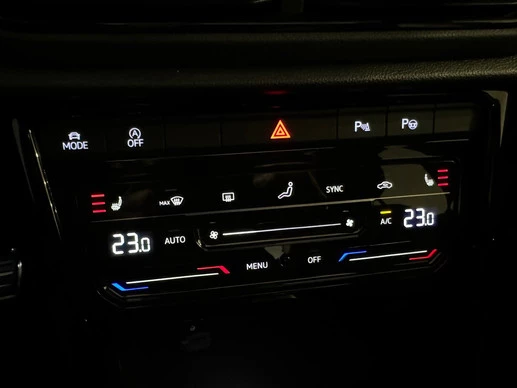 Volkswagen T-Roc - Afbeelding 22 van 30