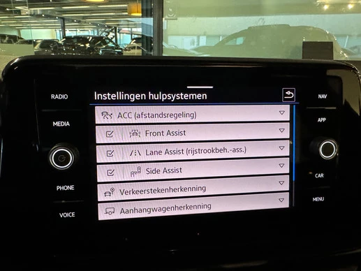 Volkswagen T-Roc - Afbeelding 30 van 30