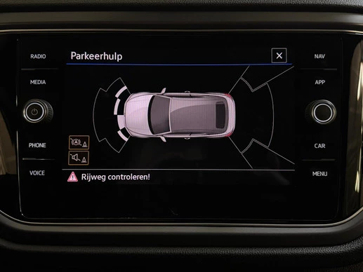 Volkswagen T-Roc - Afbeelding 27 van 30