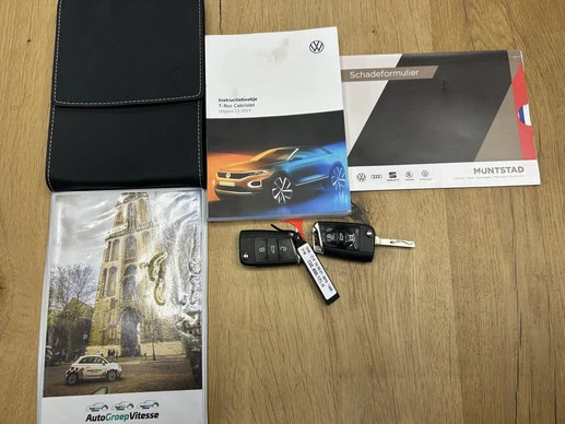 Volkswagen T-Roc - Afbeelding 18 van 30