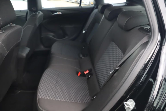 Opel Astra - Afbeelding 7 van 19