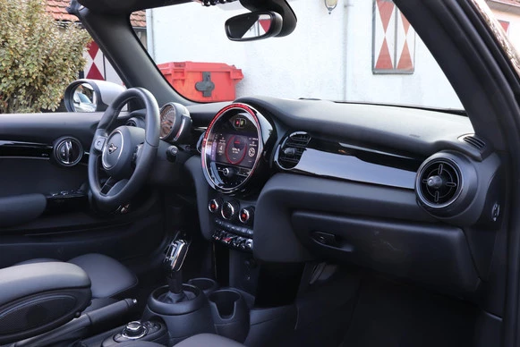 MINI Cooper S Cabrio - Afbeelding 14 van 30