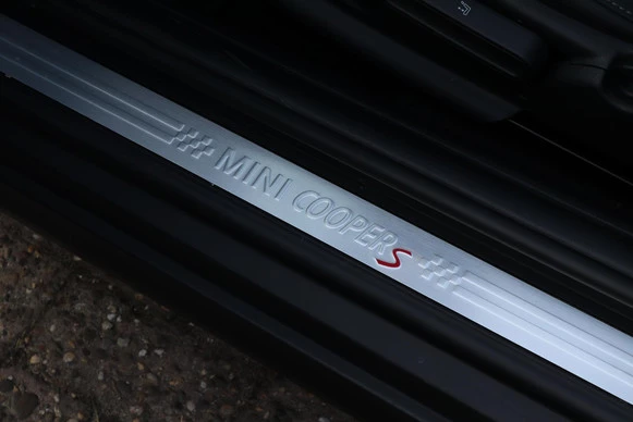 MINI Cooper S Cabrio - Afbeelding 21 van 30
