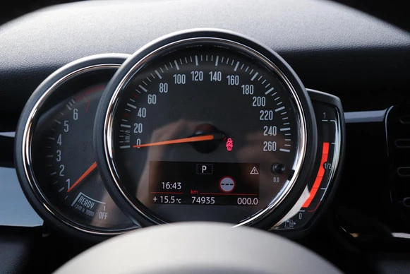 MINI Cooper S Cabrio - Afbeelding 28 van 30