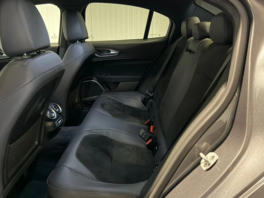 Alfa Romeo Giulia - Afbeelding 21 van 26