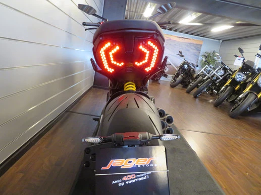 Ducati Diavel - Afbeelding 10 van 16