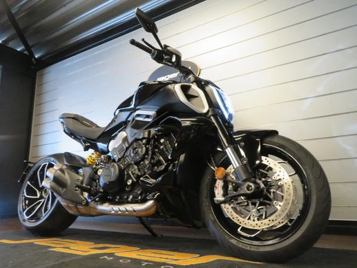Ducati Diavel - Afbeelding 16 van 16