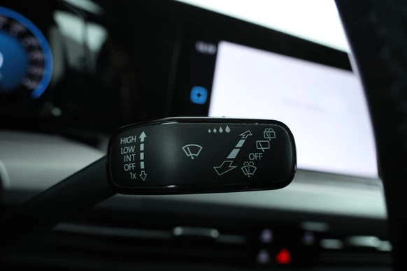 Volkswagen Golf - Afbeelding 18 van 29