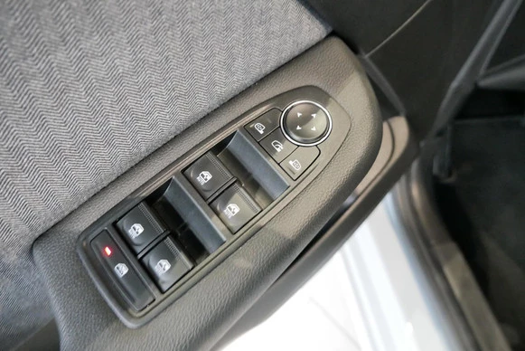 Renault Clio - Afbeelding 21 van 30